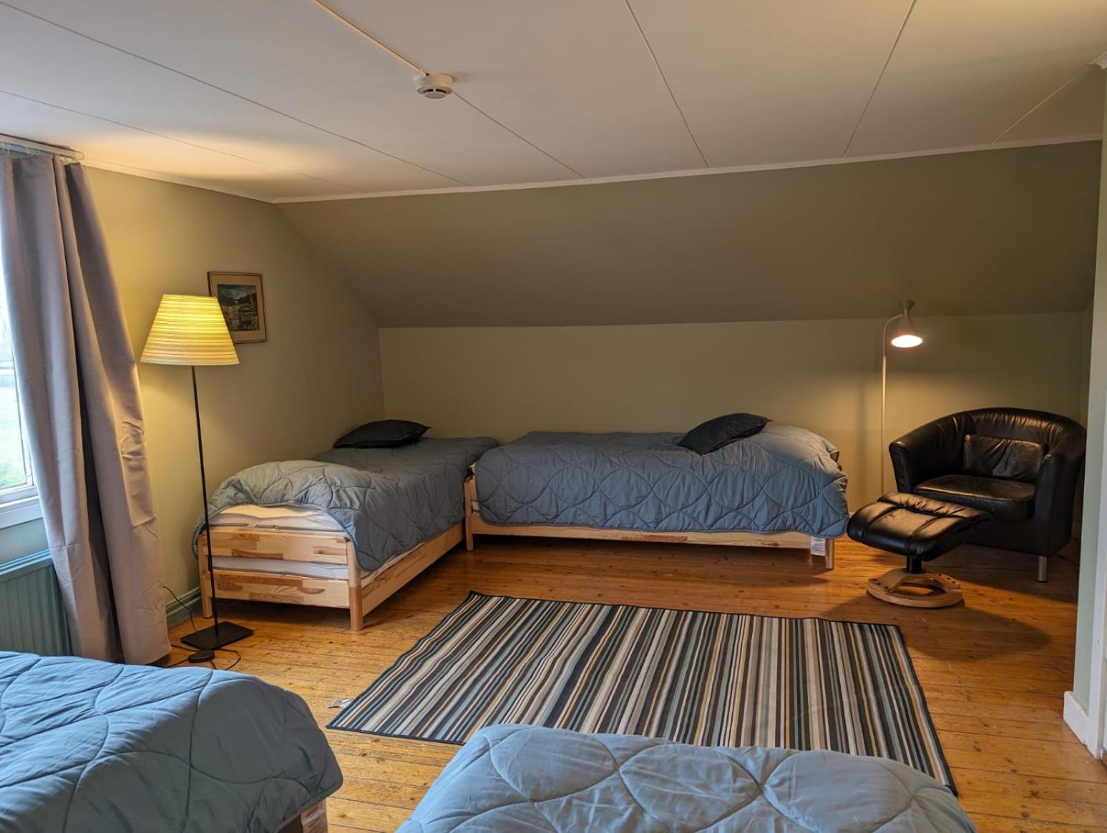 Brukshotellet Oeland - Vandrarhem Degerhamn エクステリア 写真
